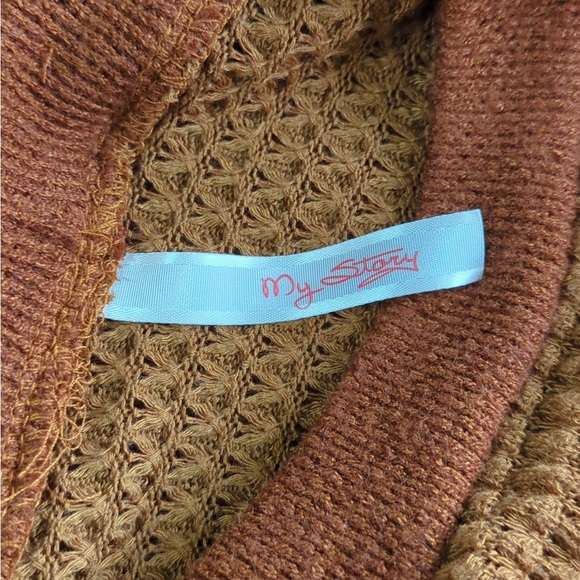 🎅🏻 3/$50 NWOT My Story Round Neck Top- Brown - Picture 5 of 6